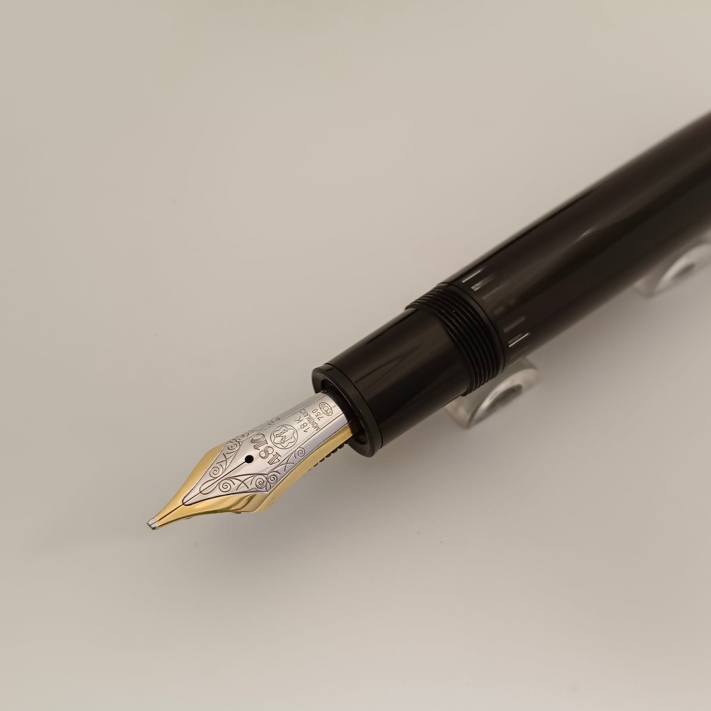 Montblanc Meisterstuck 149 Piston Filler Black Fountain Pen