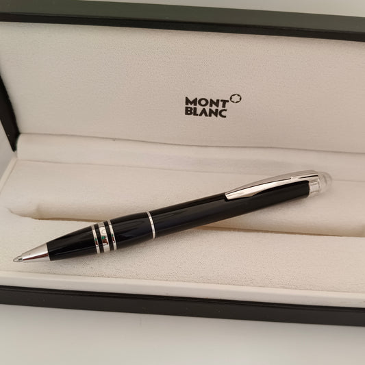Montblanc Starwalker Black Fountain Pen - Platinum Trim