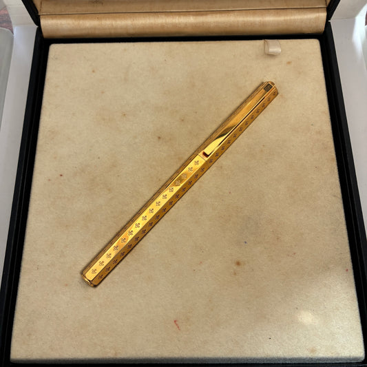 Caran d'Ache Ecridor Fountain Pen - Chevron Gilded - 18Kt Gold Nib