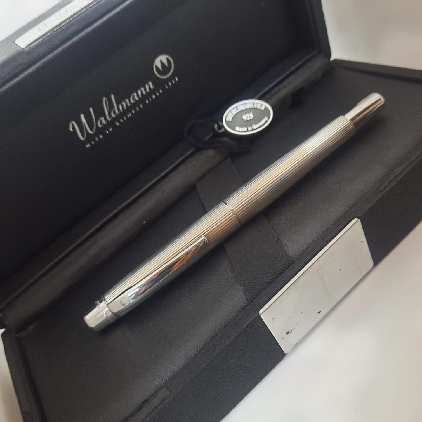 Waldmann Concorde Pinstripe Pattern Sterling Silver Fountain Pen