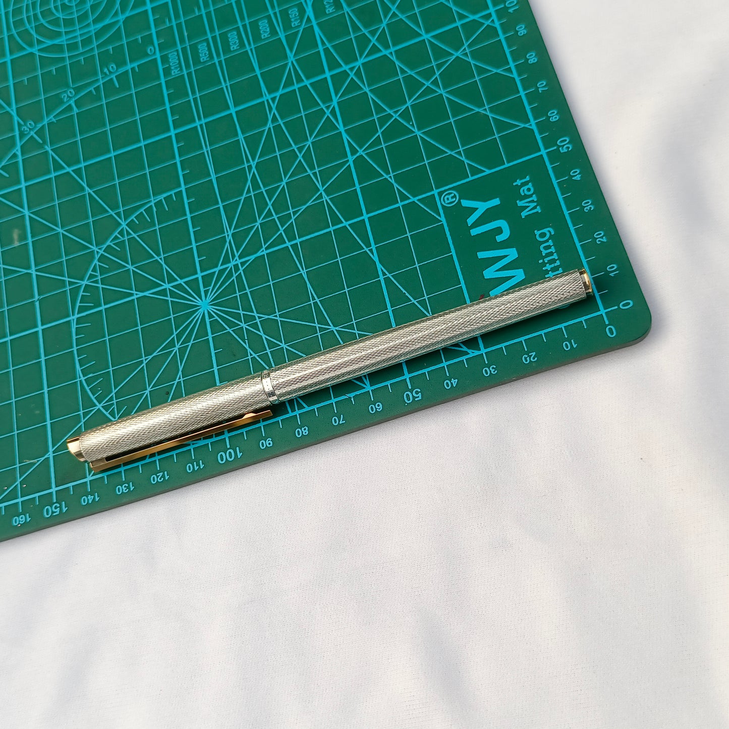 Dunhill Gemline Fountain Pen by Montblanc - Silver Plated Barleycorn