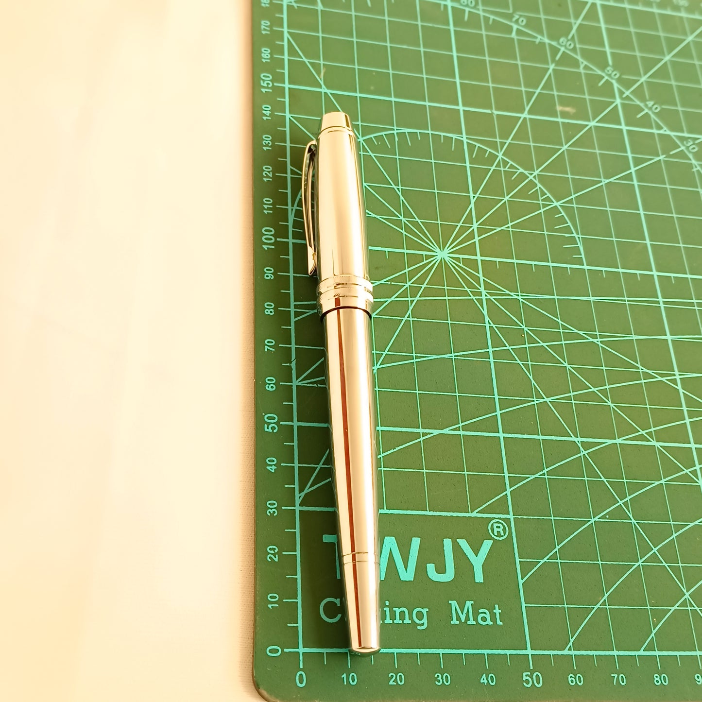 Cross Bailey Chrome Fountain Pen