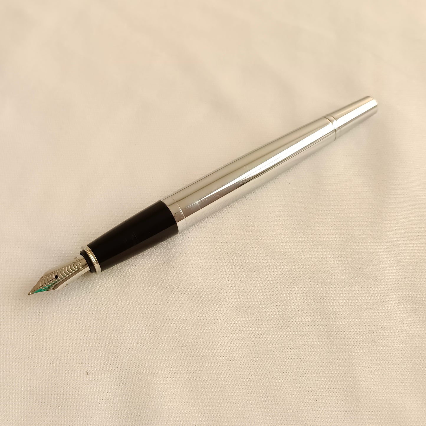 Cross Bailey Chrome Fountain Pen