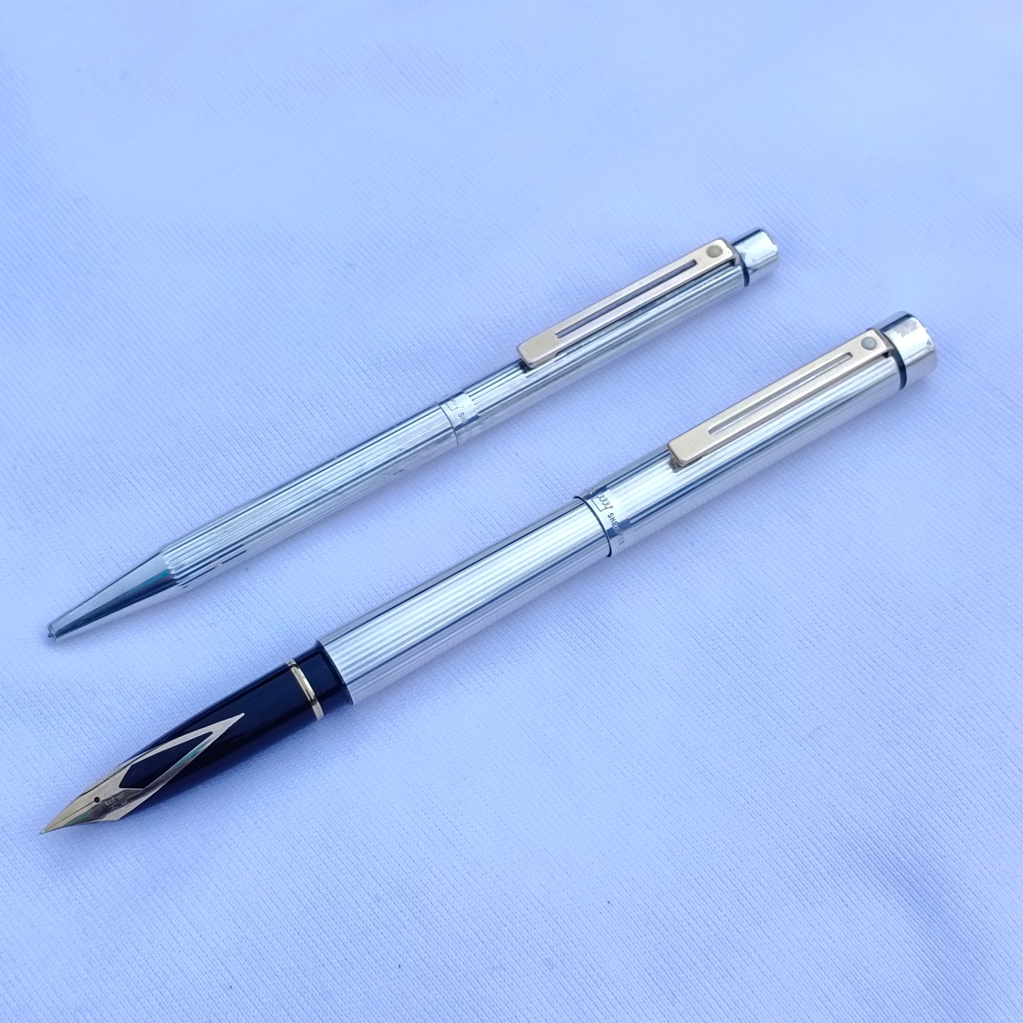 Sheaffer Targa Sterling Silver Fountain Pen & Ball Pen Set with 14kt Gold Nib