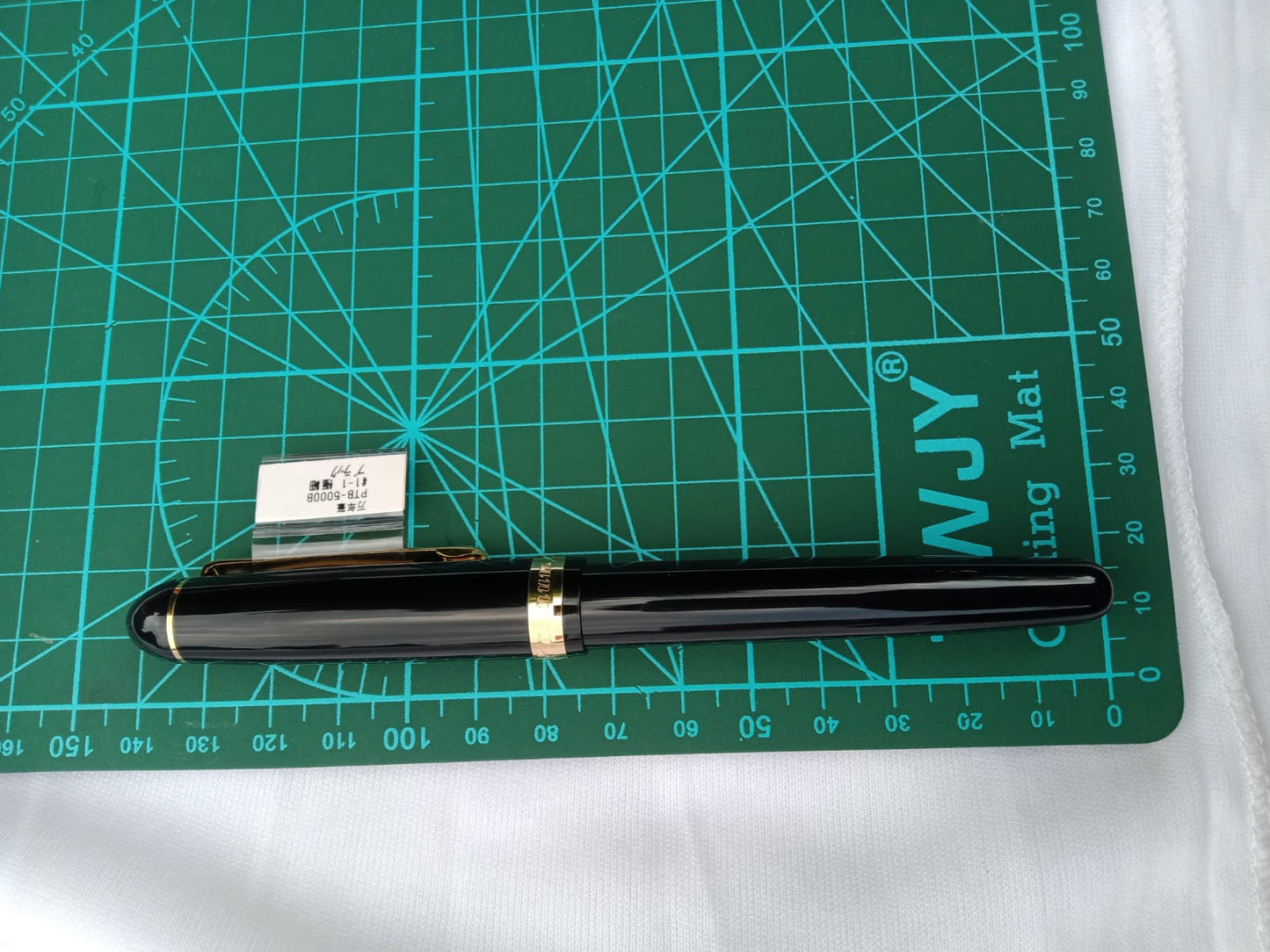 PLATINUM 3776 BALANCE BLACK Fountain Pen (Black)