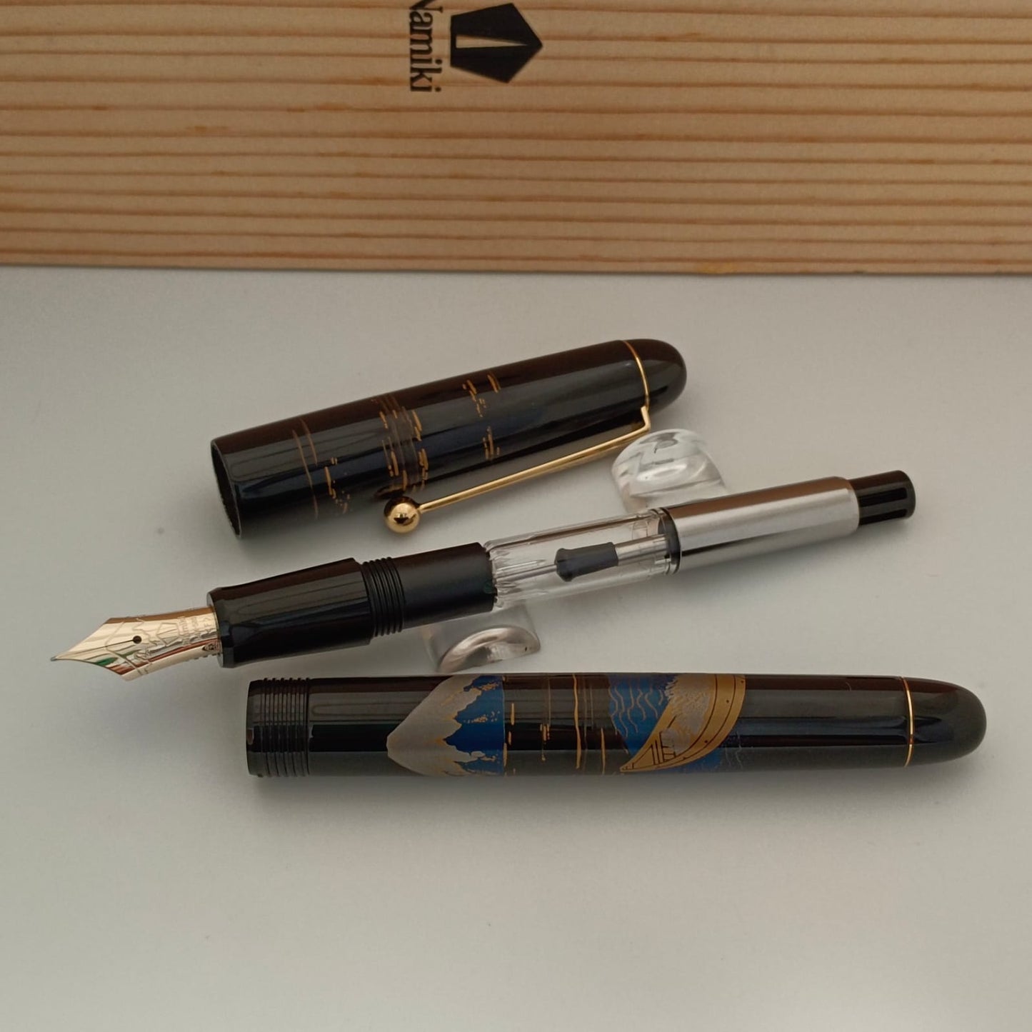 Pilot Namiki Nippon Art Mount Fuji & Ship - Fountain Pen