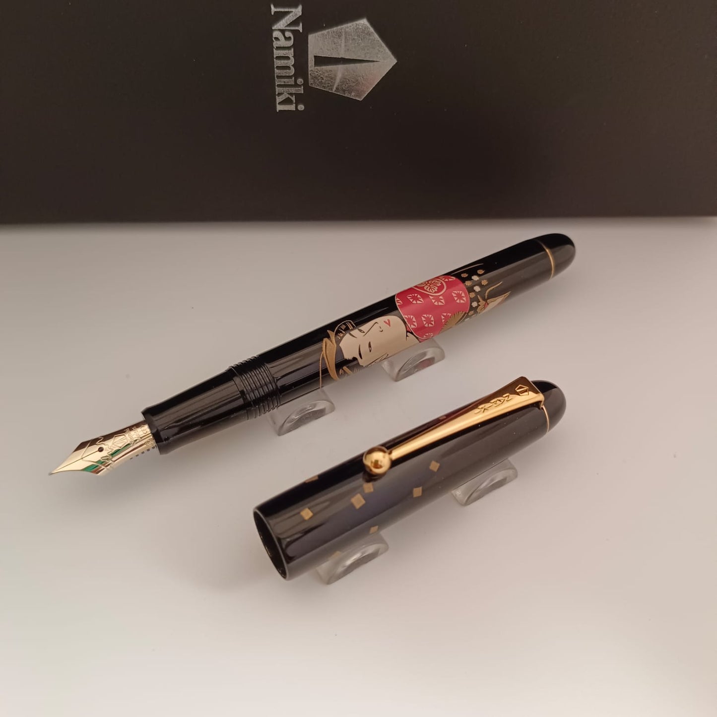 Pilot Namiki Nippon Art Ukiyo-e Ohisa Takashima Fountain Pen