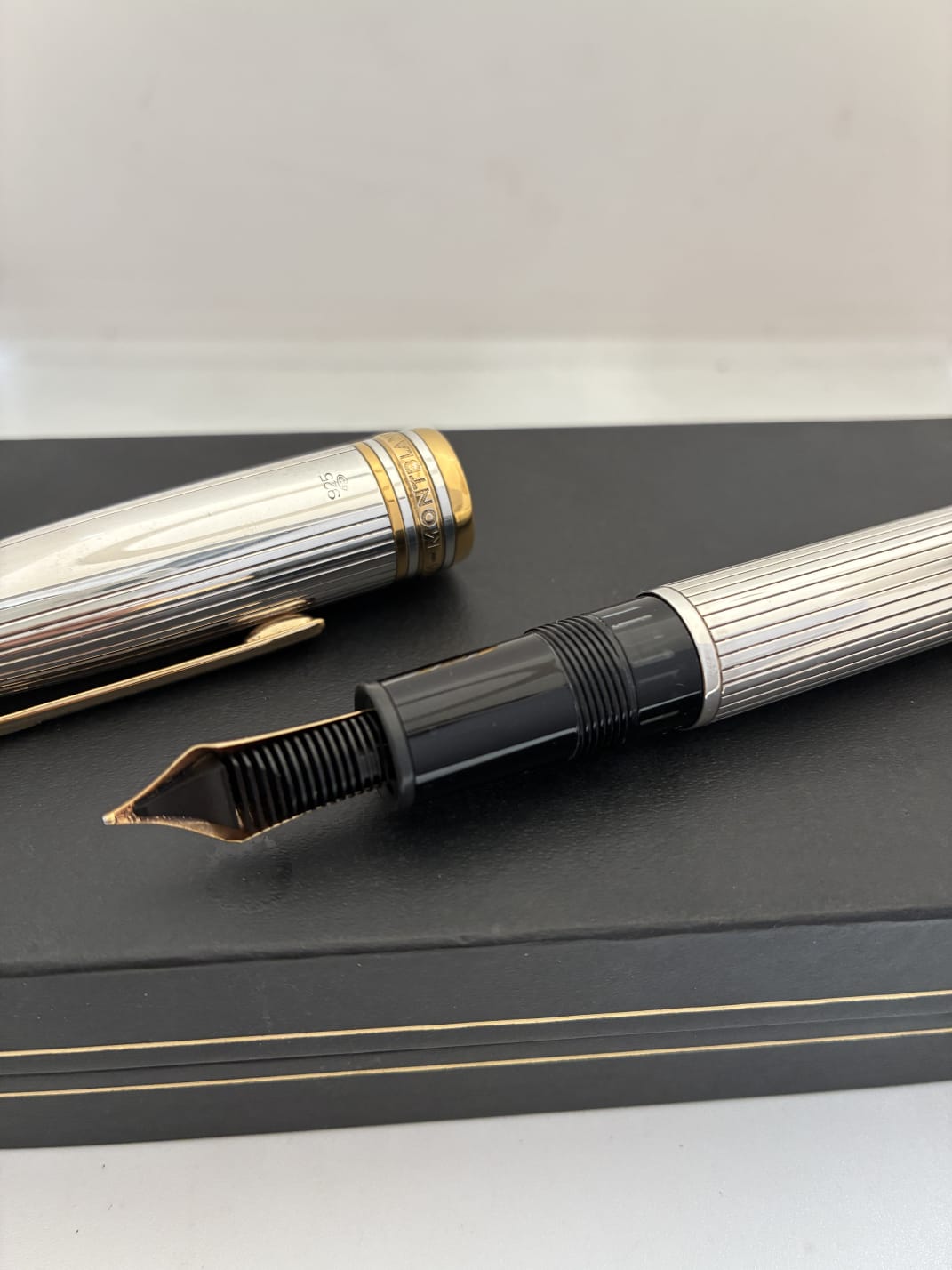 Montblanc Meisterstuck Solitaire Legrand 925 Sterling Silver Fountain Pen