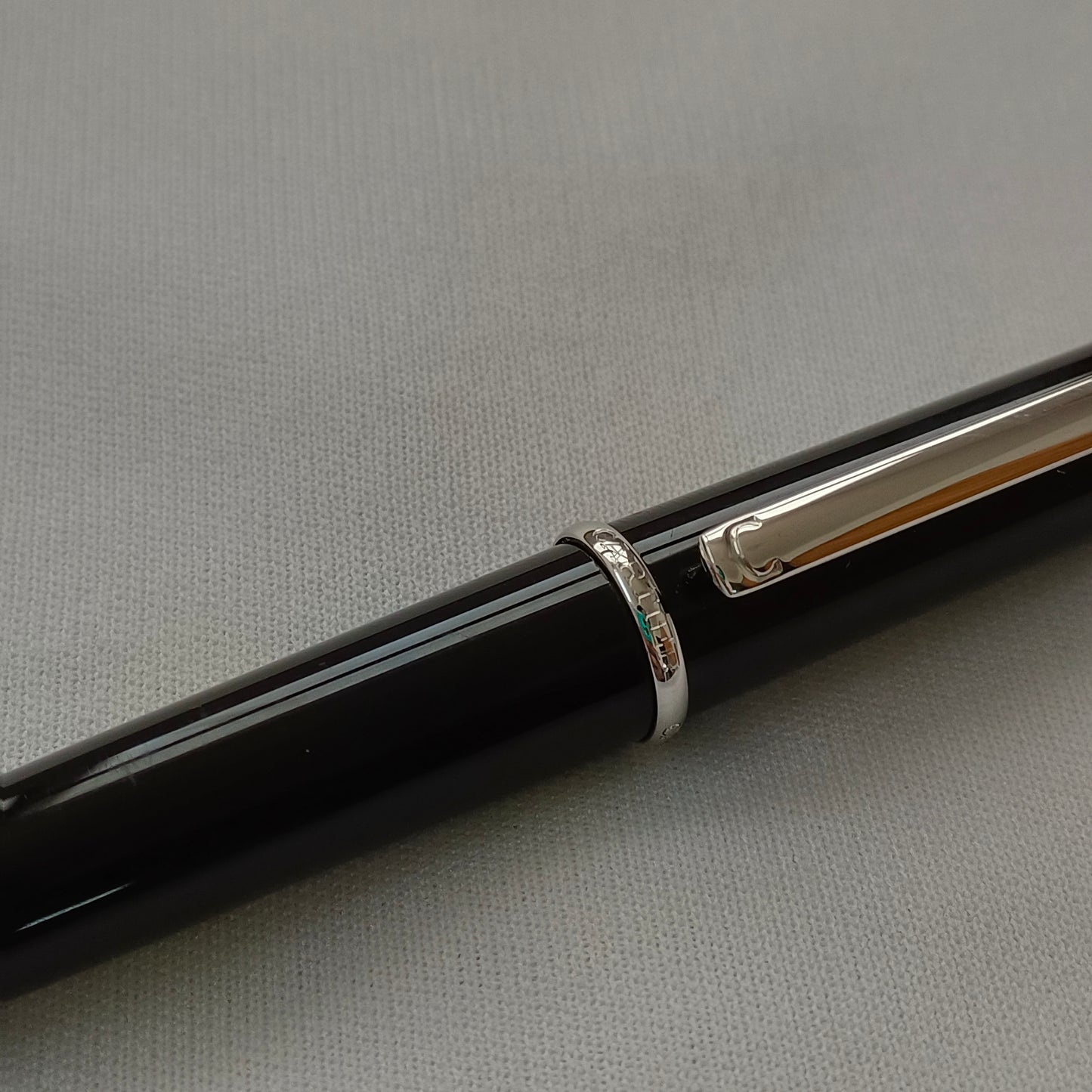 Cartier diabolo black platinum trim Ball pen