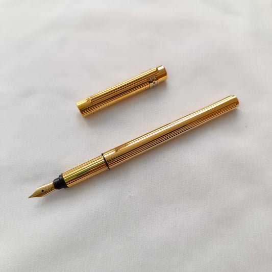 Must de Cartier Gold Plated with 18kt Gold Nib Fountain Pen