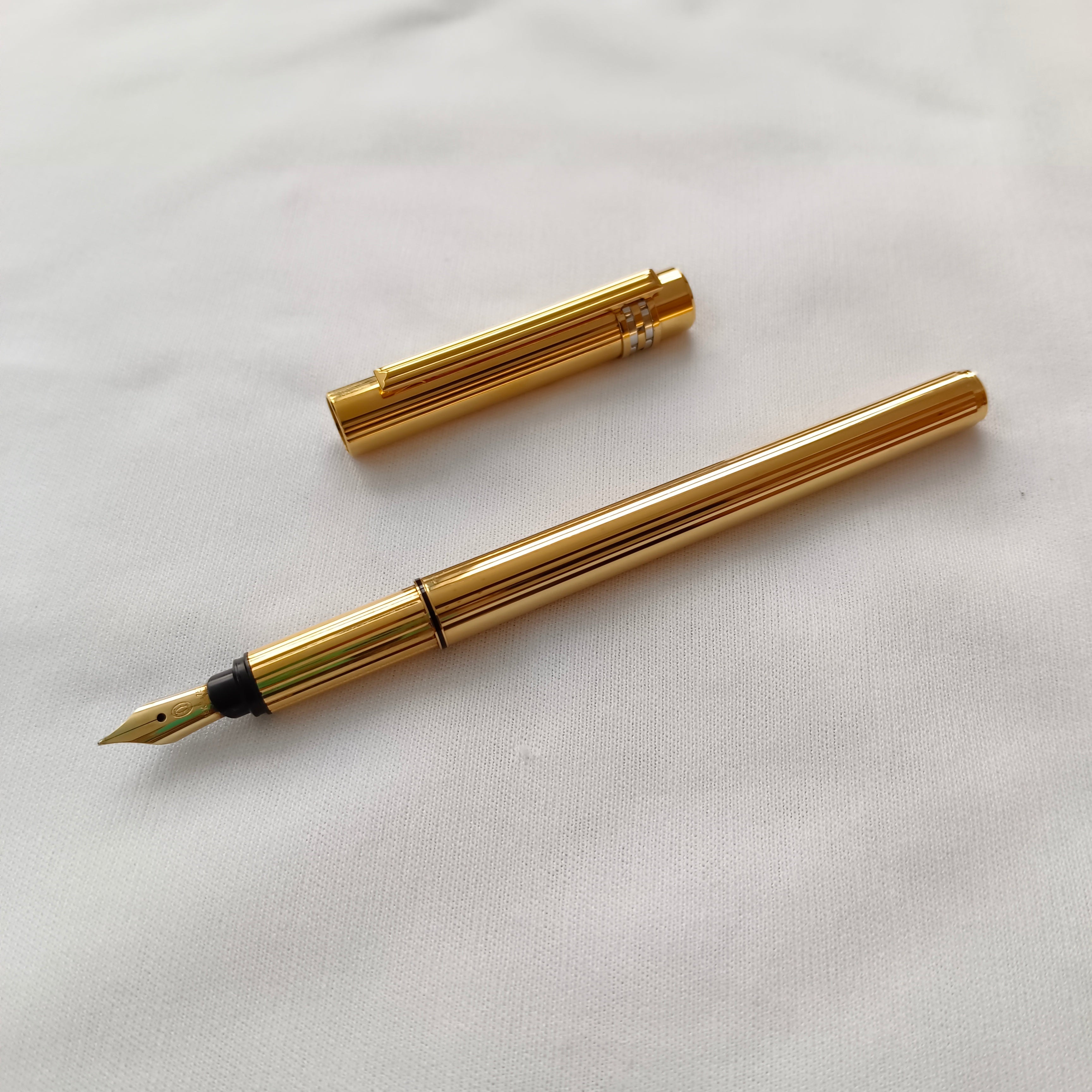 Must de Cartier Gold Plated with 18kt Gold Nib Fountain Pen