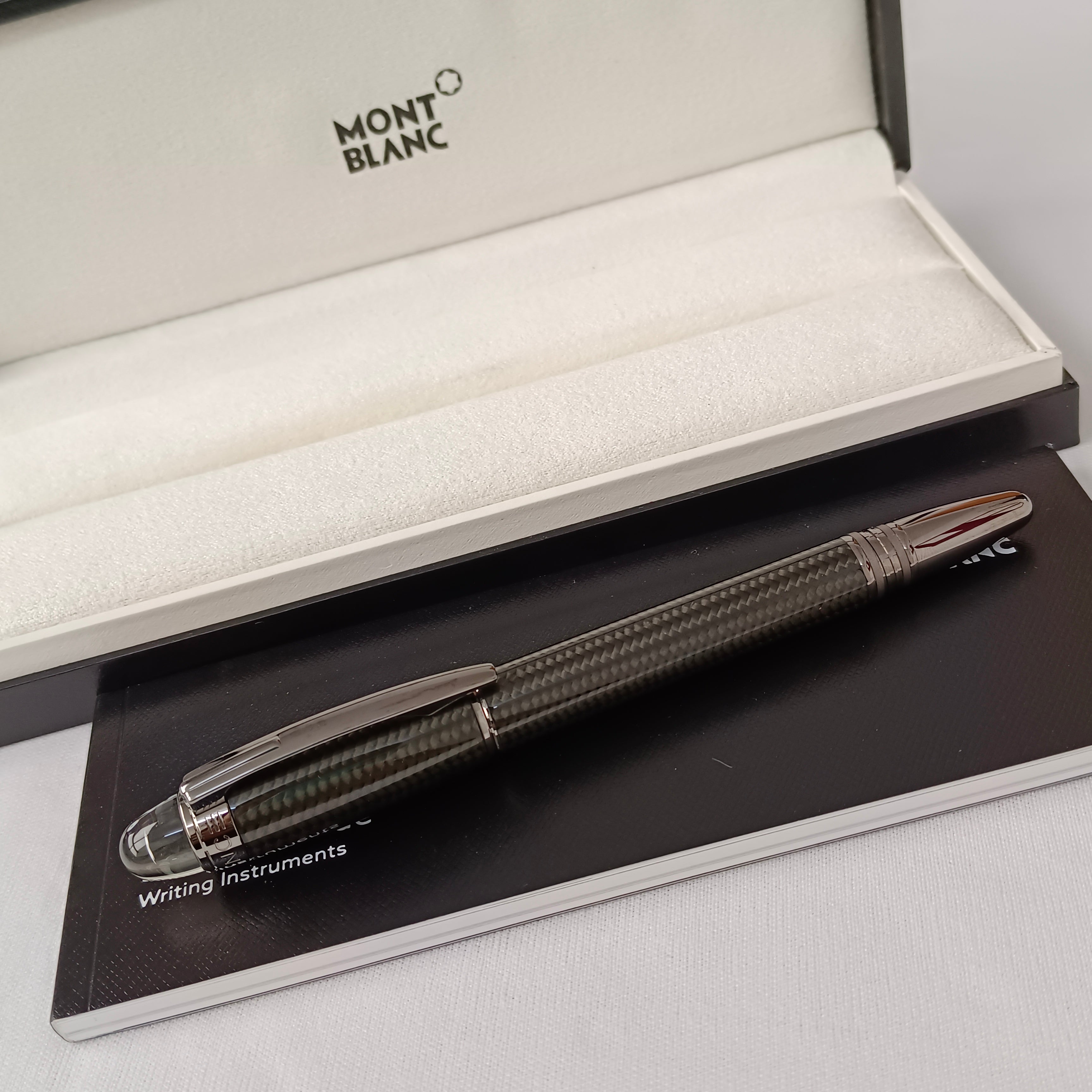 Montblanc starwalker ultimate outlet carbon ballpoint pen