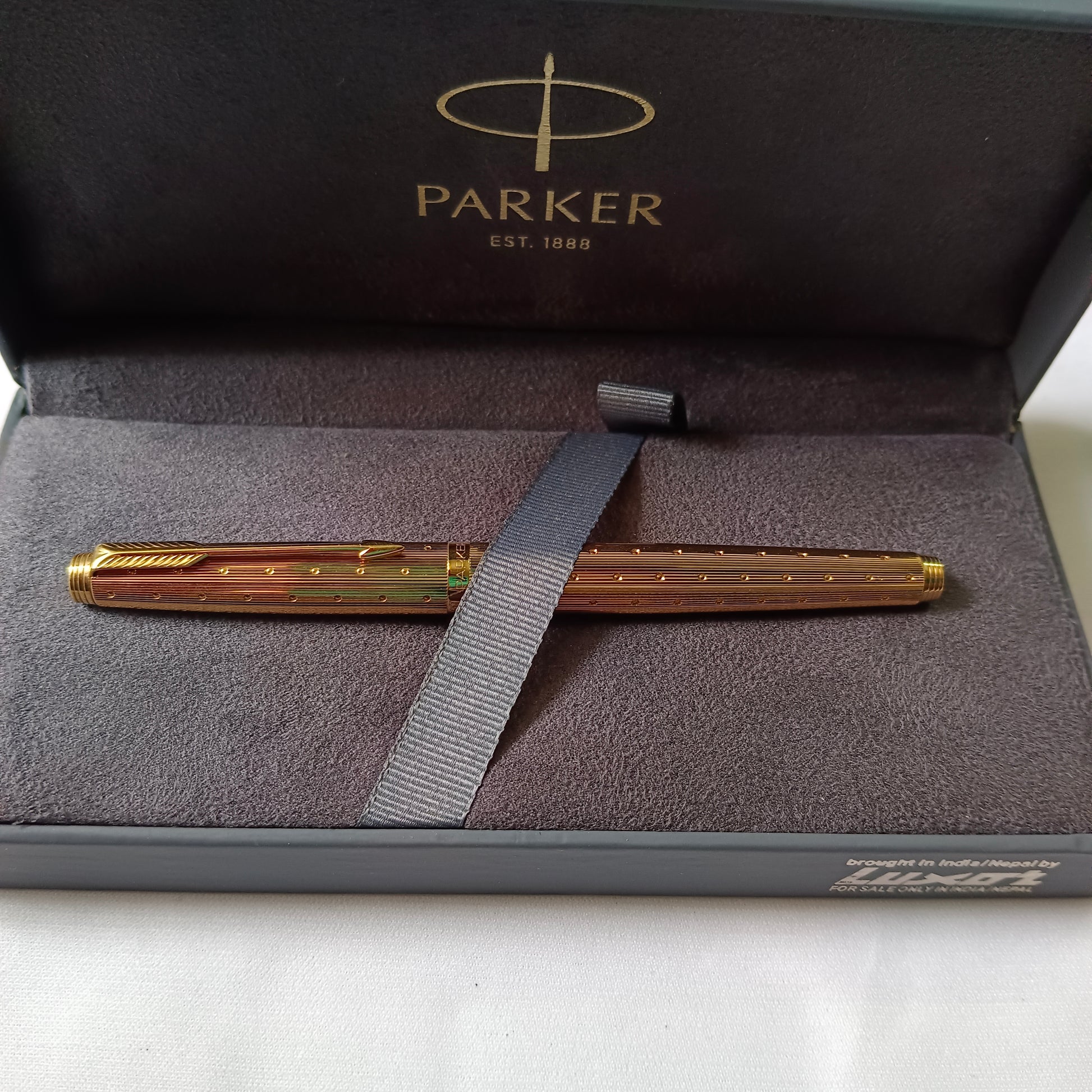 Parker 75 Gold Plated Perle 14kt Gold Nib Fountain Pen – Vintage Pen Store