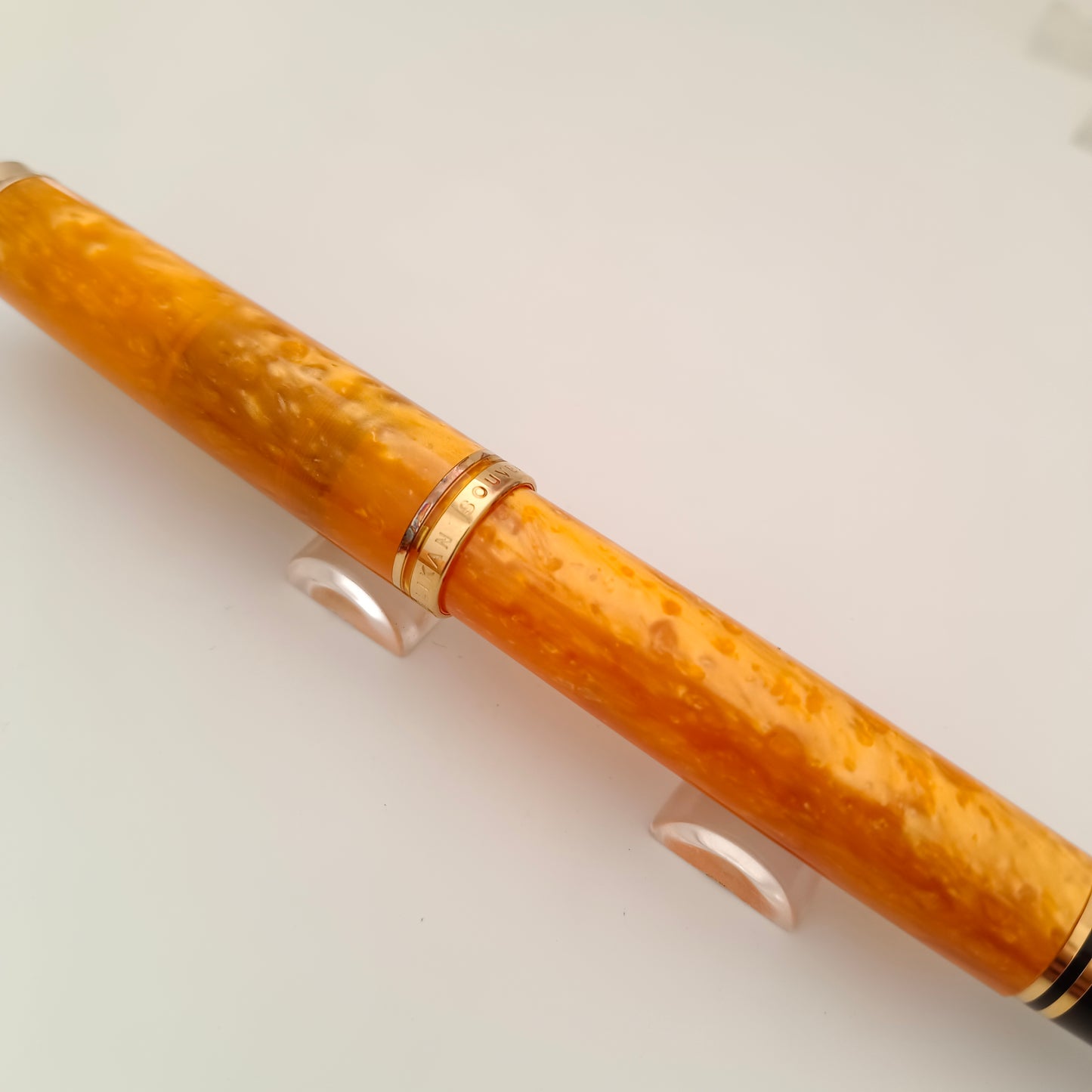 Pelikan Souveran M600 Vibrant Orange Fountain Pen