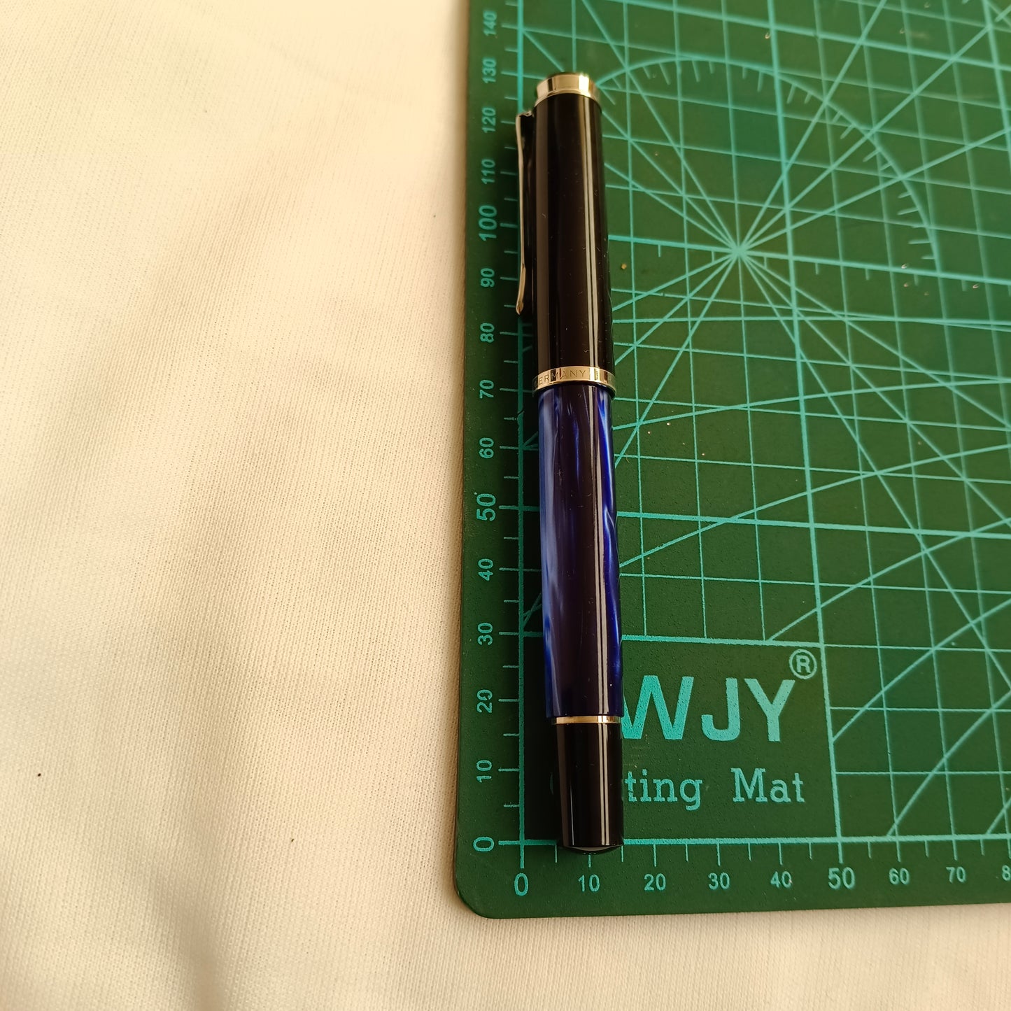 Pelikan Classic M205 Blue Marbled Fountain Pen