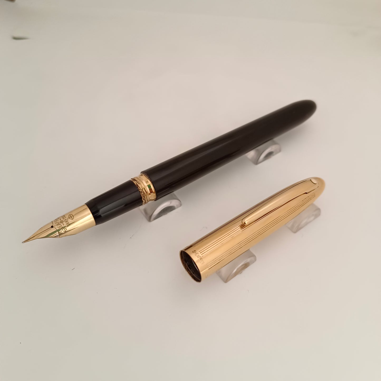 Sheaffer Crest 593 Black with gold Electroplated cap Fountain Pen