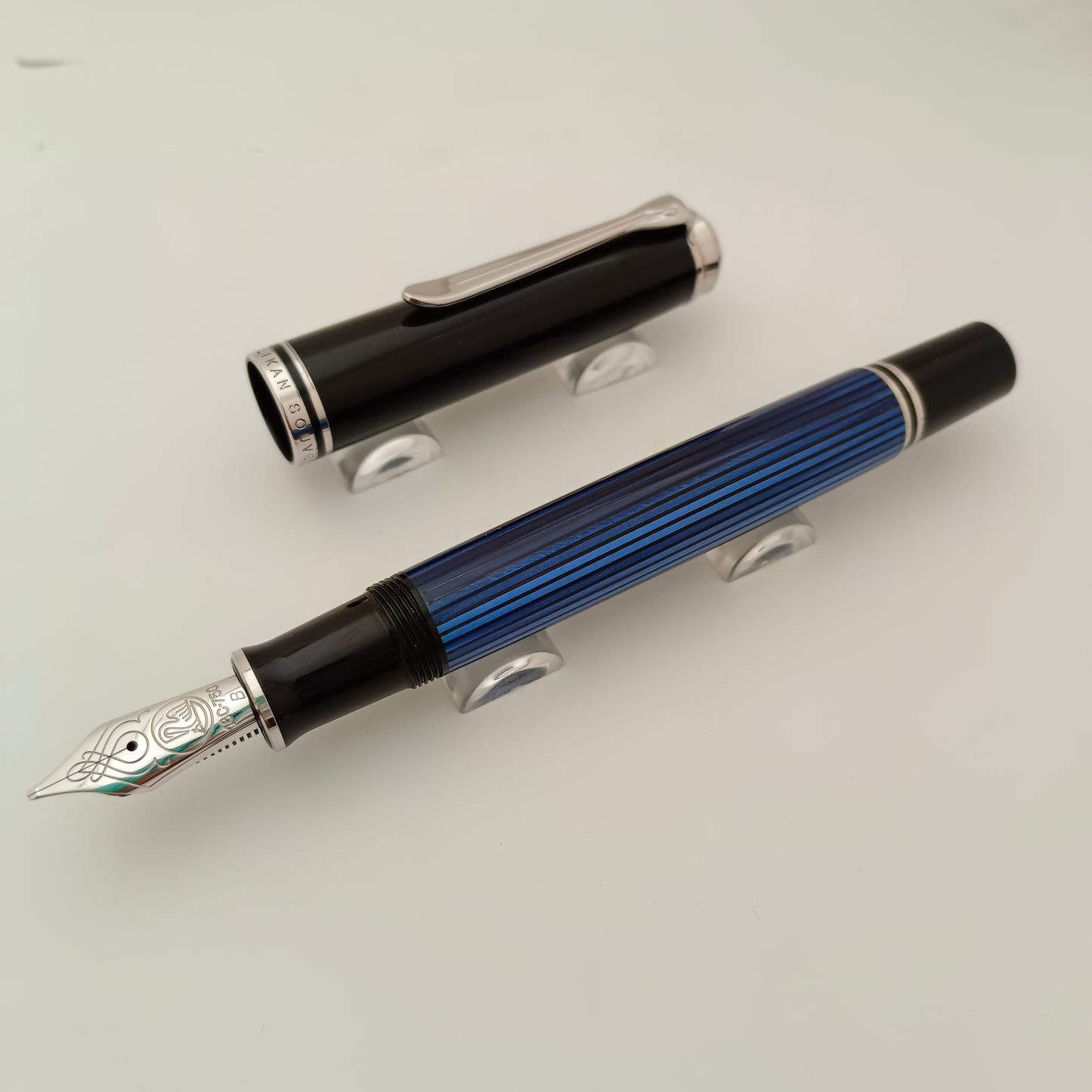 Pelikan Souveran M805 Black/Blue Fountain Pen