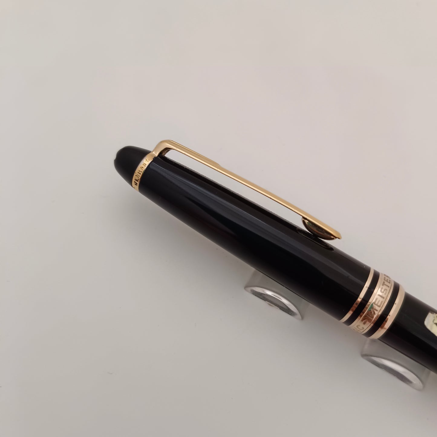 Montblanc Meisterstuck Classique Fountain Pen - Black with gold trim