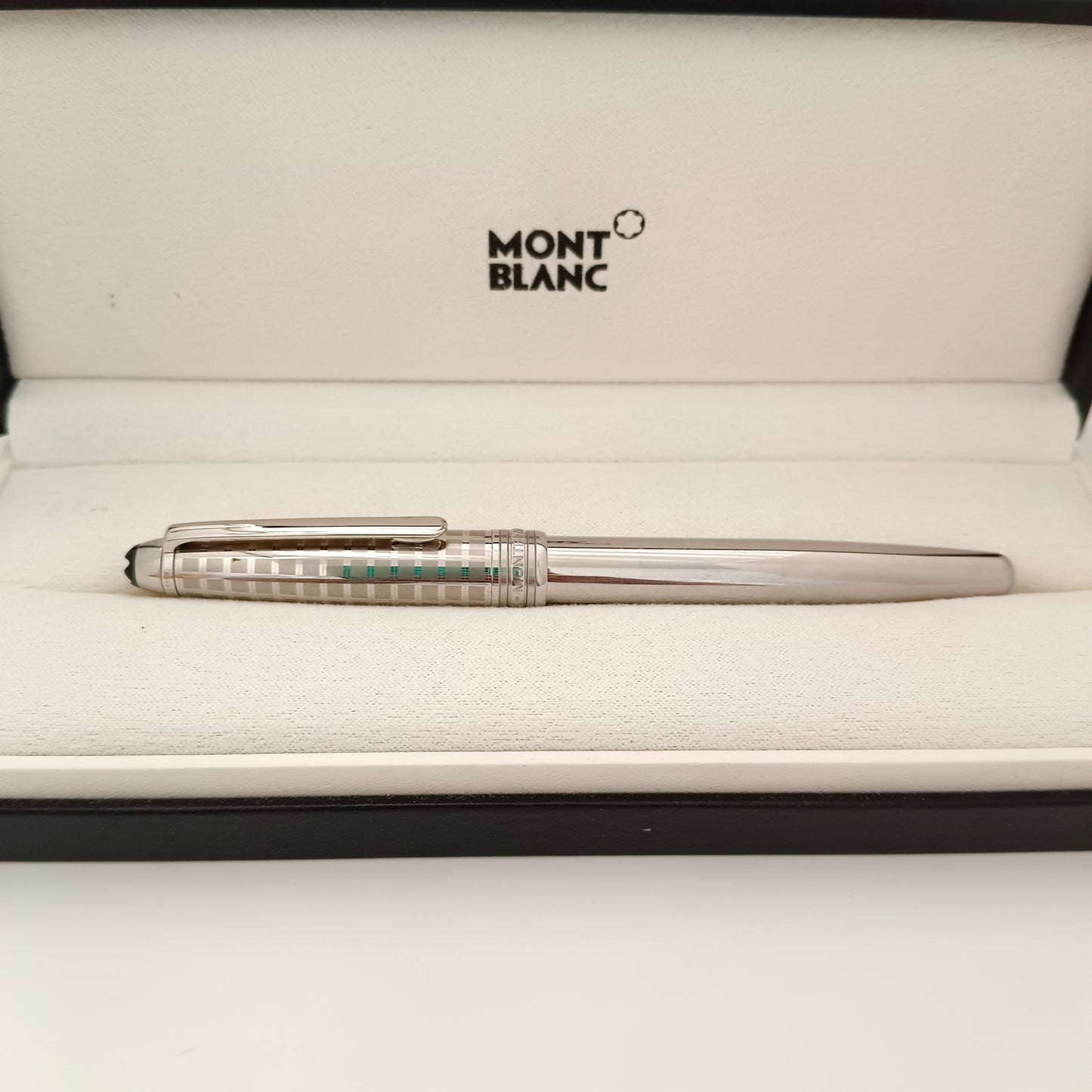 Montblanc Meisterstück Solitaire stainless Steel ii Fountain Pen