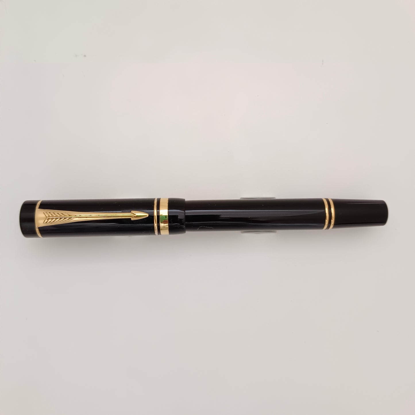 Vintage Parker Duofold International Black Fountain Pen - Gold Trim