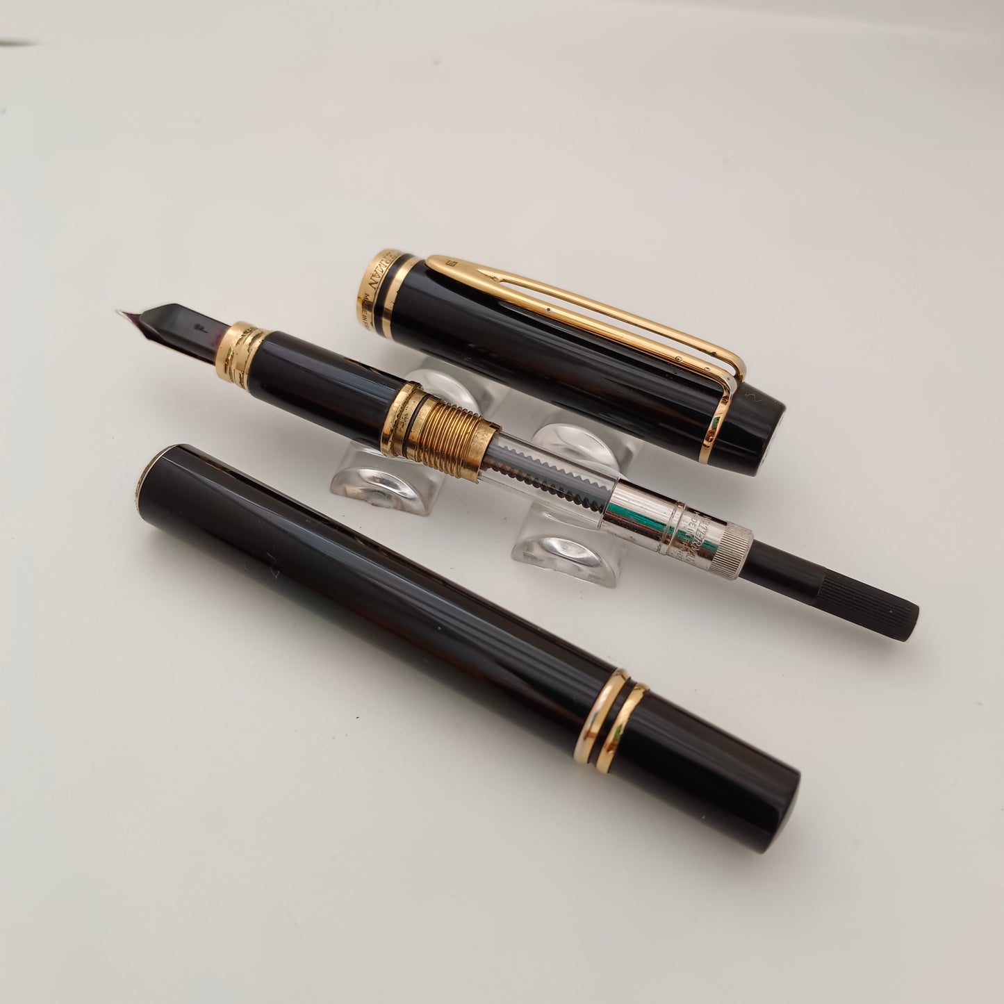 Waterman Ideal Le man 100 Black Gold trims Fountain Pen