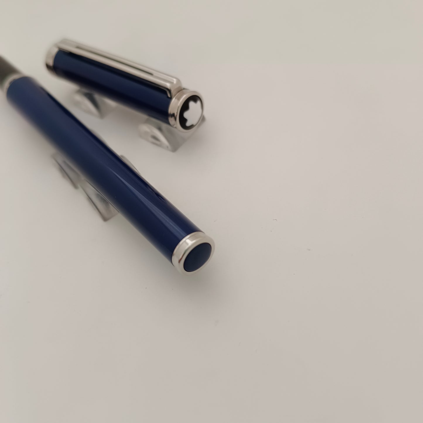 Montblanc Noblesse Oblige Blue Fountain Pen