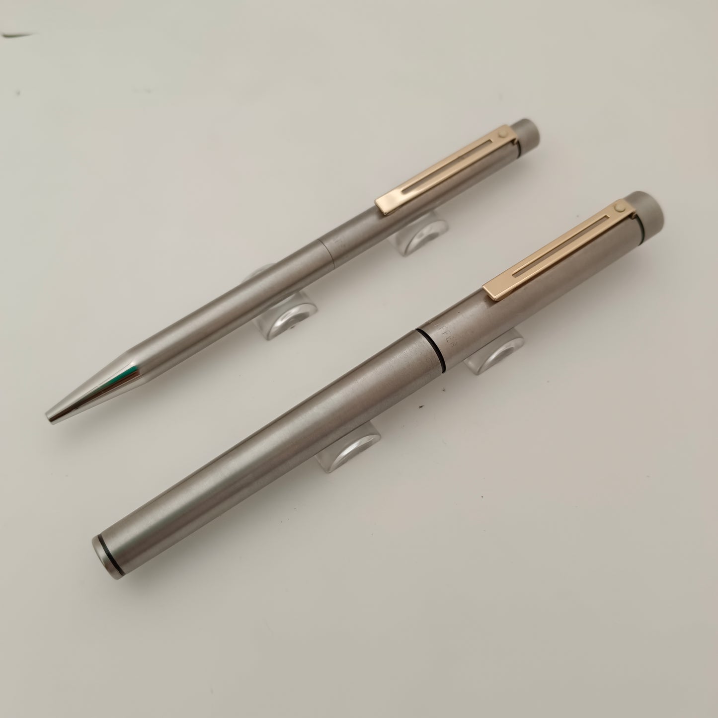 Vintage Sheaffer Targa 1001XG Fountain & Ballpen Set