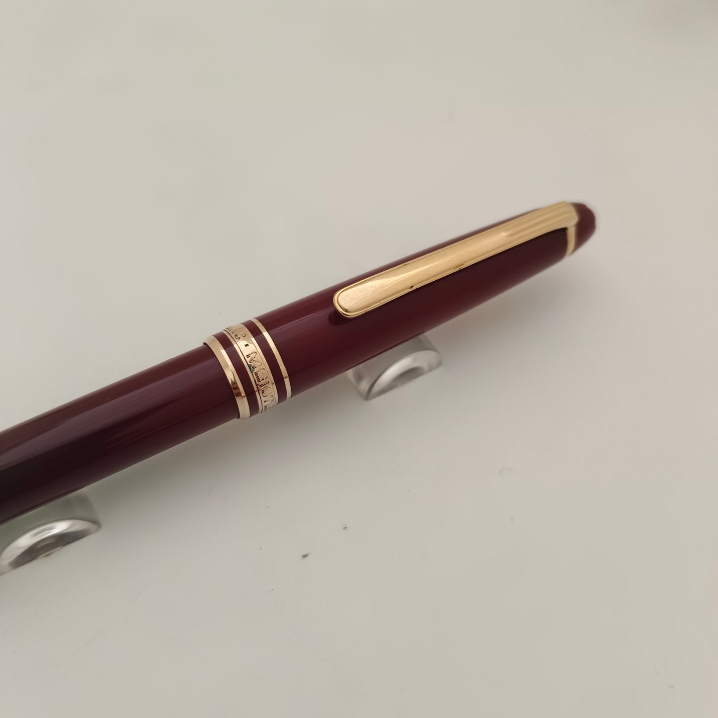 Montblanc Meisterstuck Classique Ballpoint Pen Burgundy (Bordeaux)