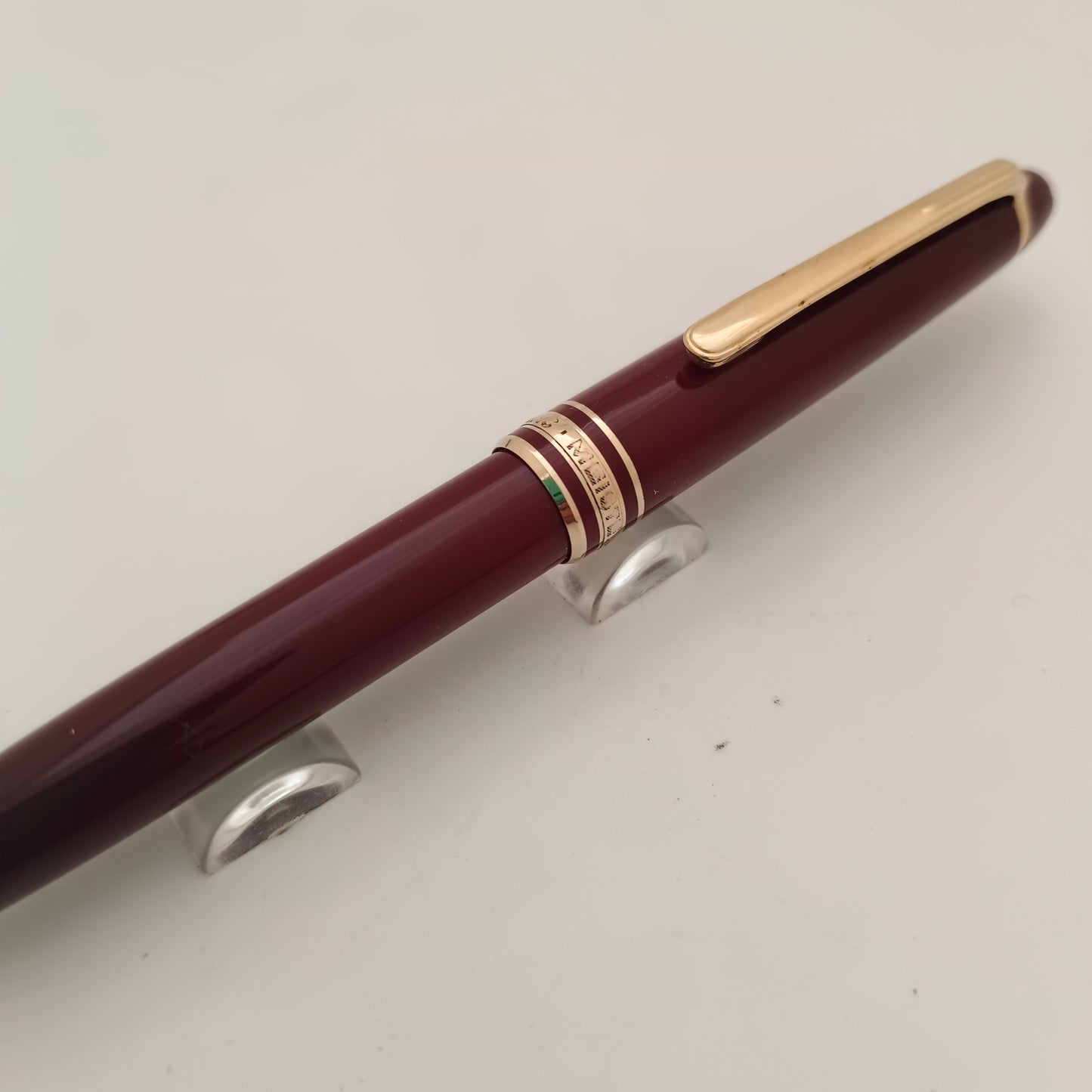 Montblanc Meisterstuck Classique Ballpoint Pen Burgundy (Bordeaux)