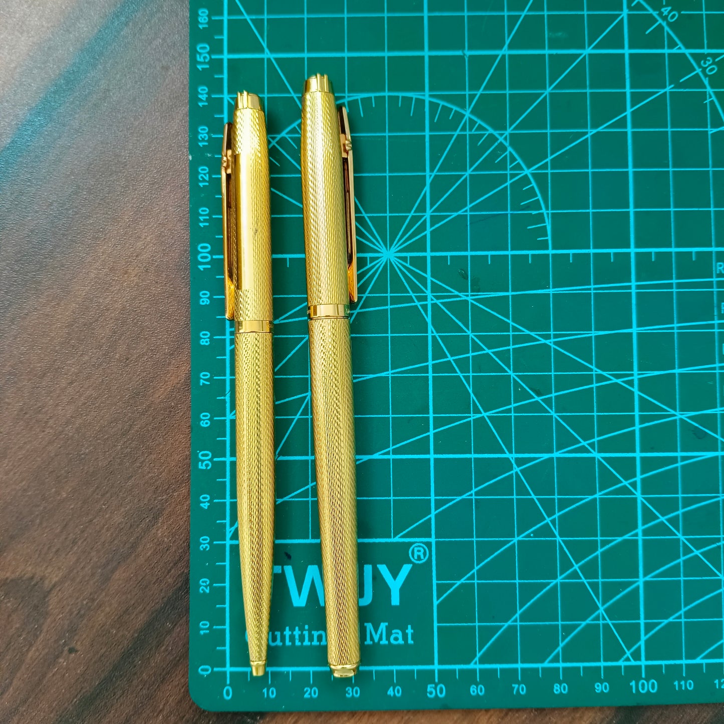 Elysee Finesse Gold Plated Barleycorn Pattern Fountain & Ballpen Set