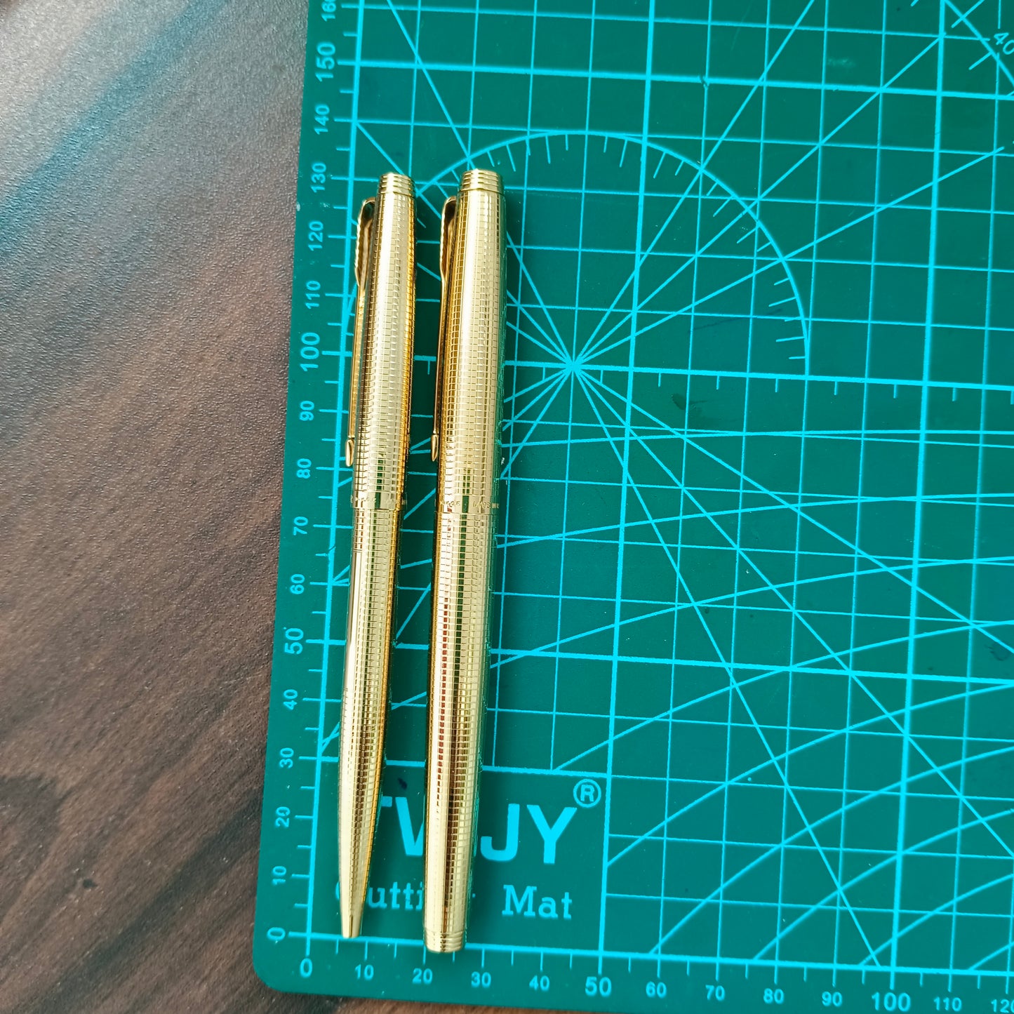 Parker 75 insignia gold plated fountain and ballpen set