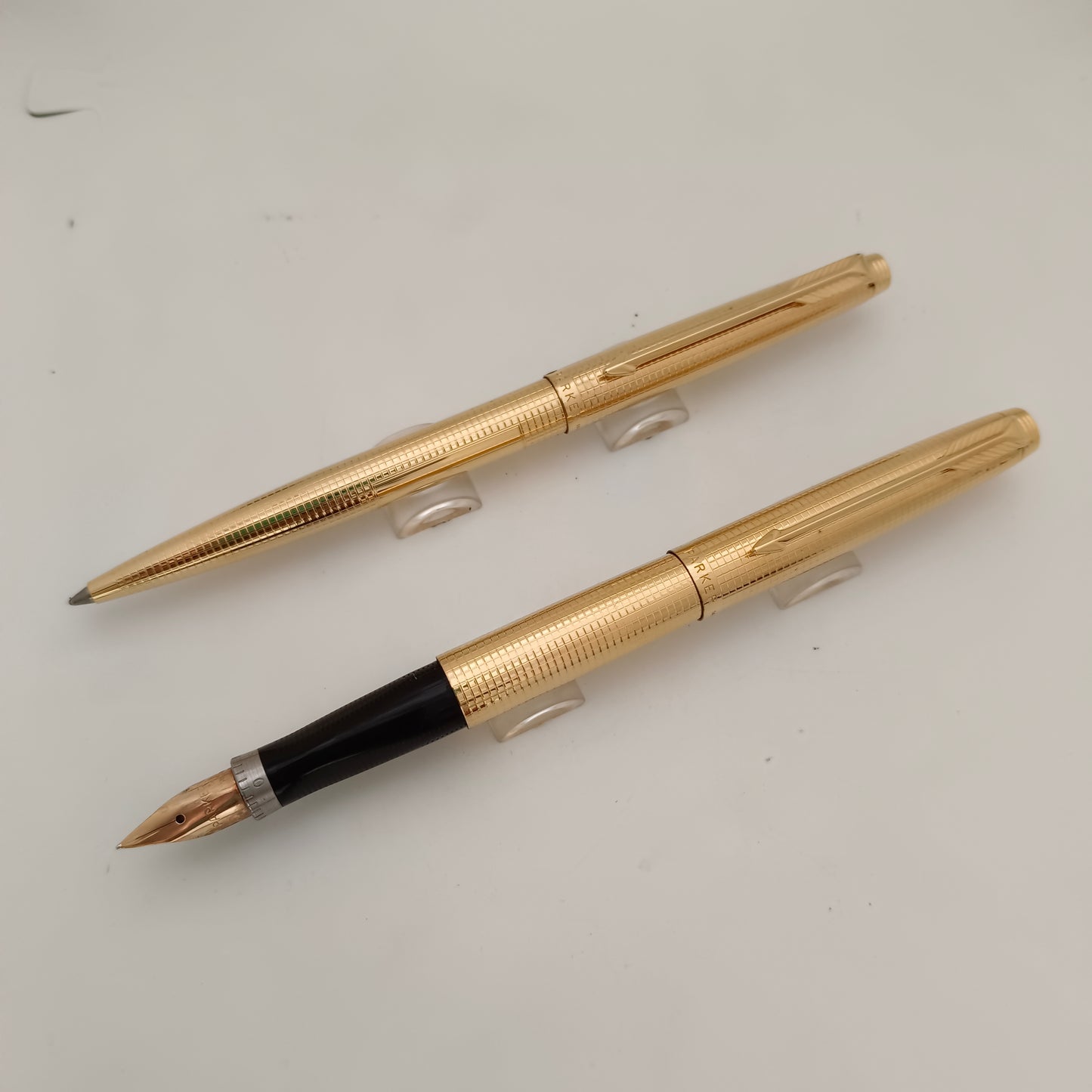 Parker 75 insignia gold plated fountain and ballpen set