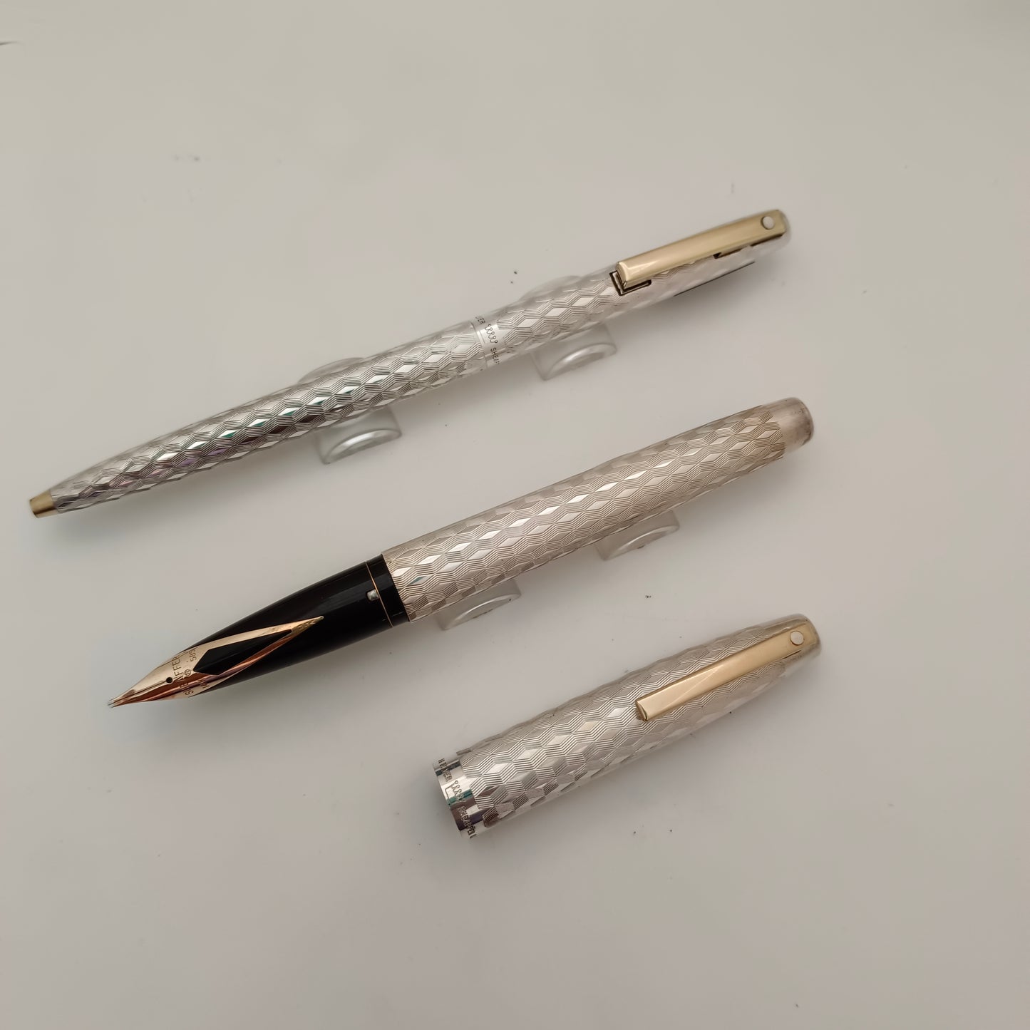 Sheaffer Imperial 834 Fountain and ball Pen Set- Sterling Marquetry Pattern