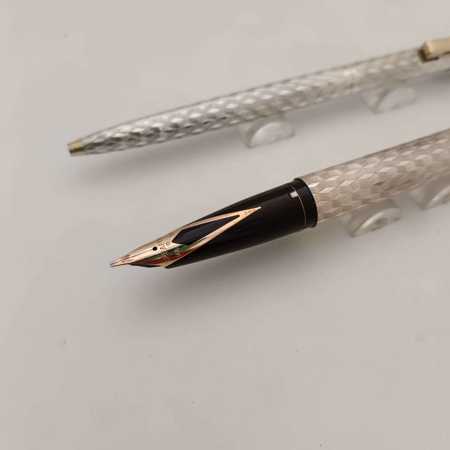 Sheaffer Imperial 834 Fountain and ball Pen Set- Sterling Marquetry Pattern