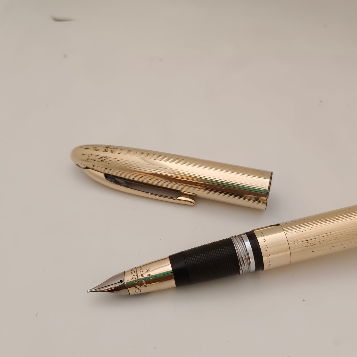 Sheaffer golden Snorkel triumph 14kt gold fountain pen