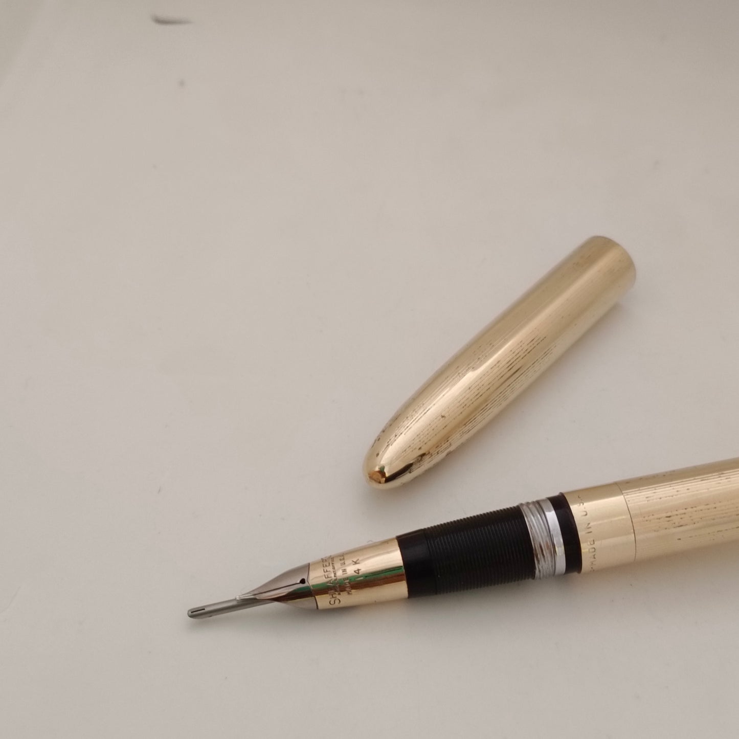 Sheaffer golden Snorkel triumph 14kt gold fountain pen