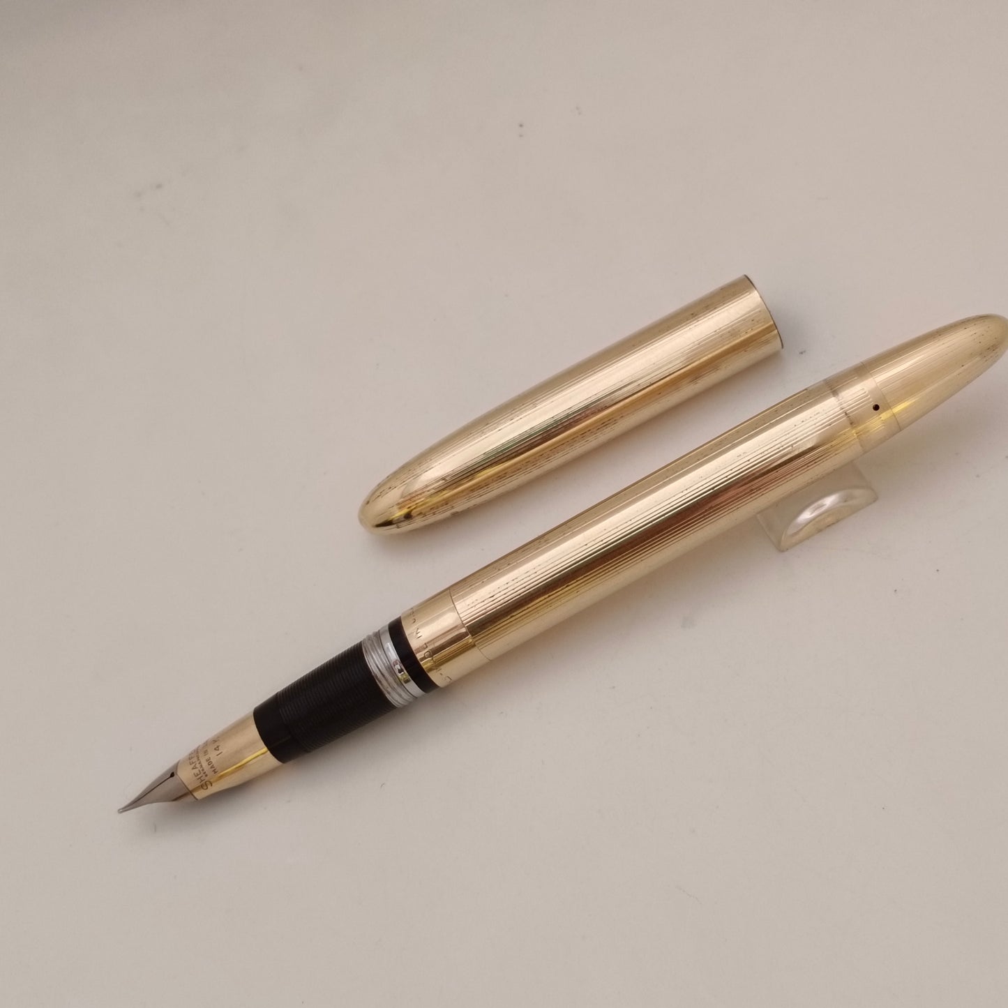 Sheaffer golden Snorkel triumph 14kt gold fountain pen