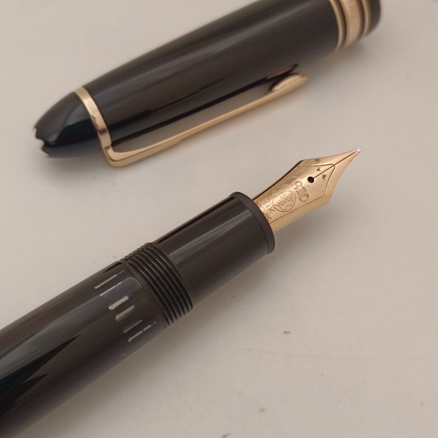 Montblanc Meisterstück Legrand 146 14kt mono toned Fountain Pen