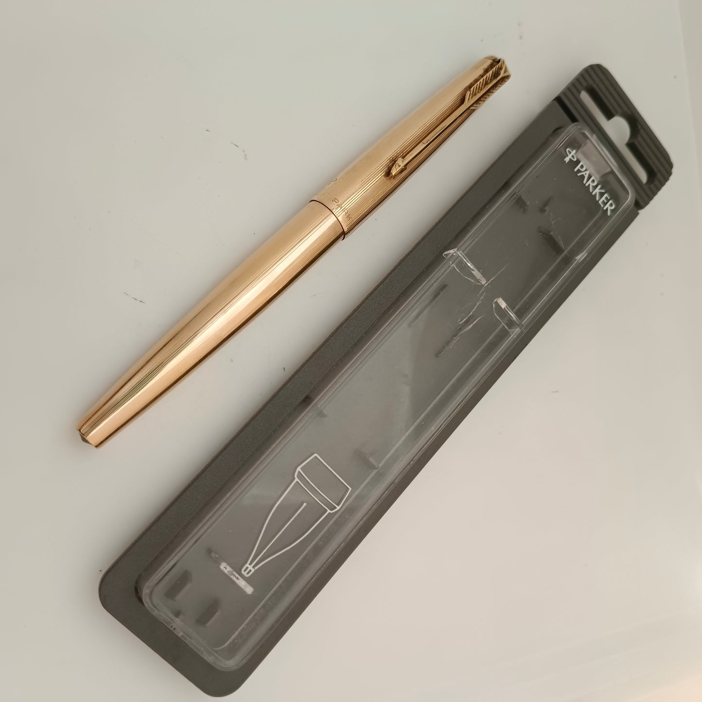 Parker 61 signet 1/10 12kt gold filled fountain pen