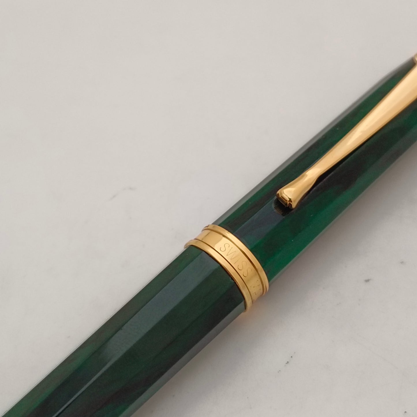 CARAN d'ACHE GENEVE Marble Green Lacquer Ball pen