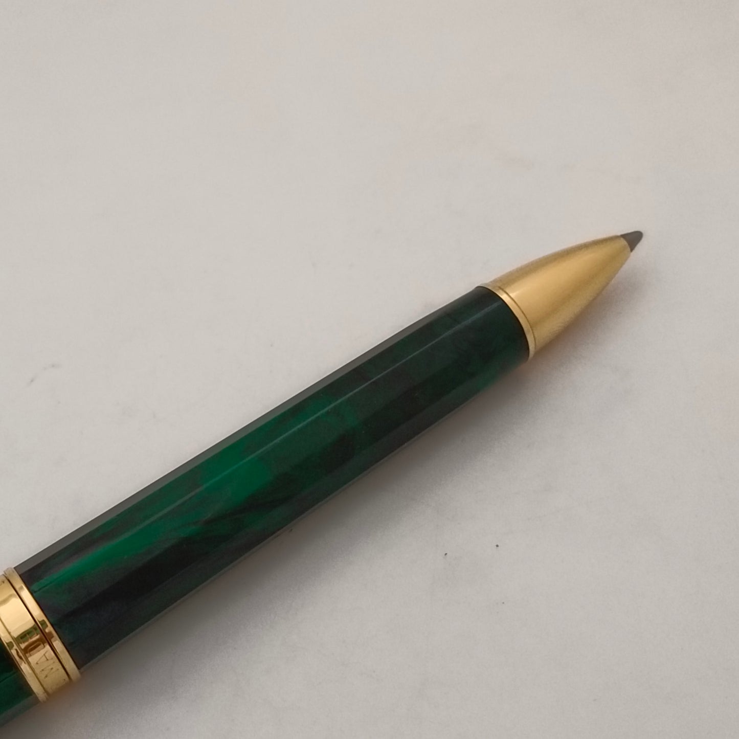 CARAN d'ACHE GENEVE Marble Green Lacquer Ball pen