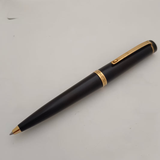 Omas Bologna Matte Black Ballpoint Pen