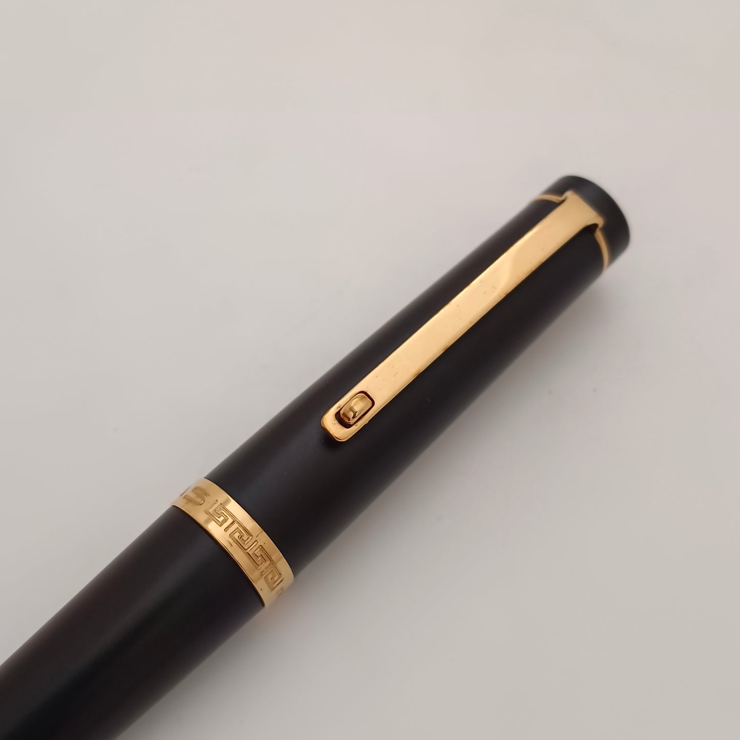 Omas Bologna Matte Black Ballpoint Pen