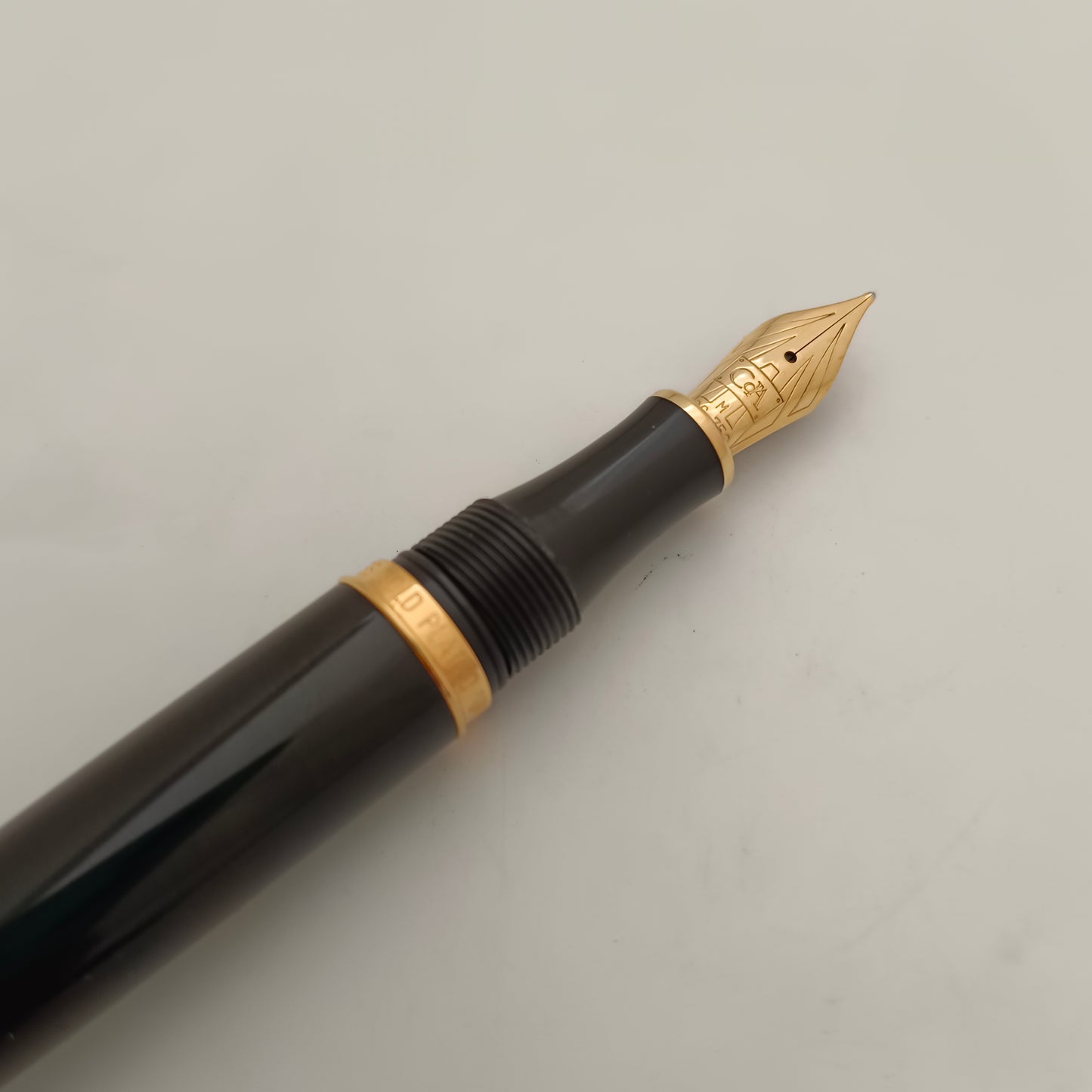 Caran d'Ache Geneve Black Fountain Pen - Gold Trim