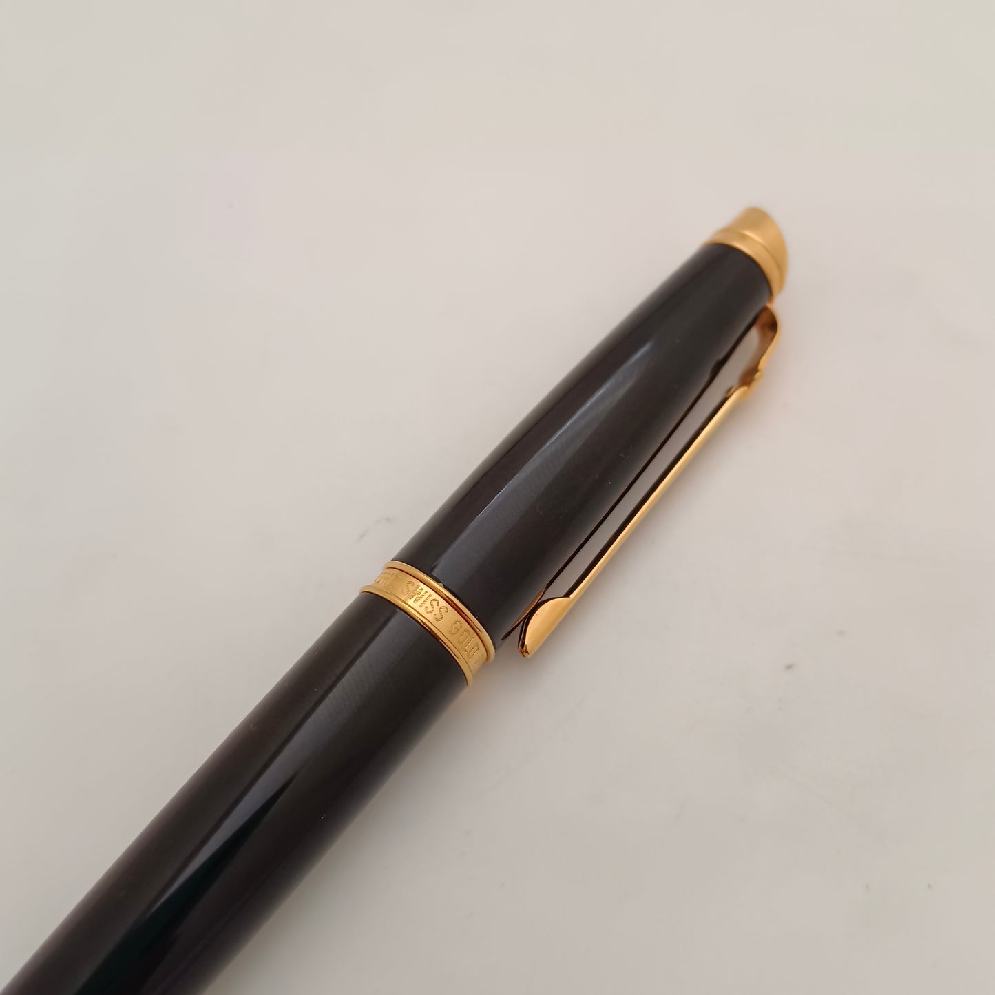 Caran d'Ache Geneve Black Fountain Pen - Gold Trim