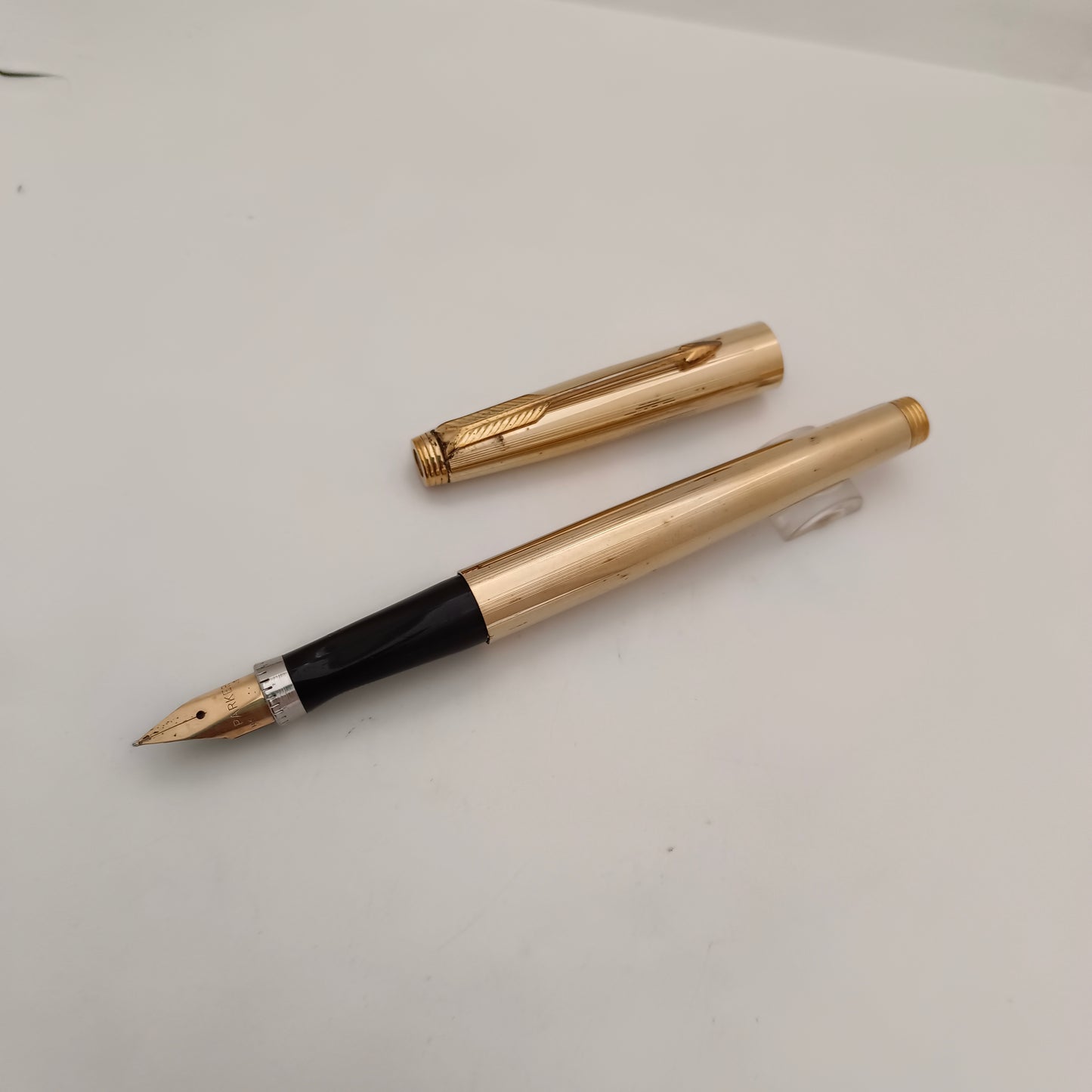 Parker 75 Gold Plated lines Pattern Fountain Pen