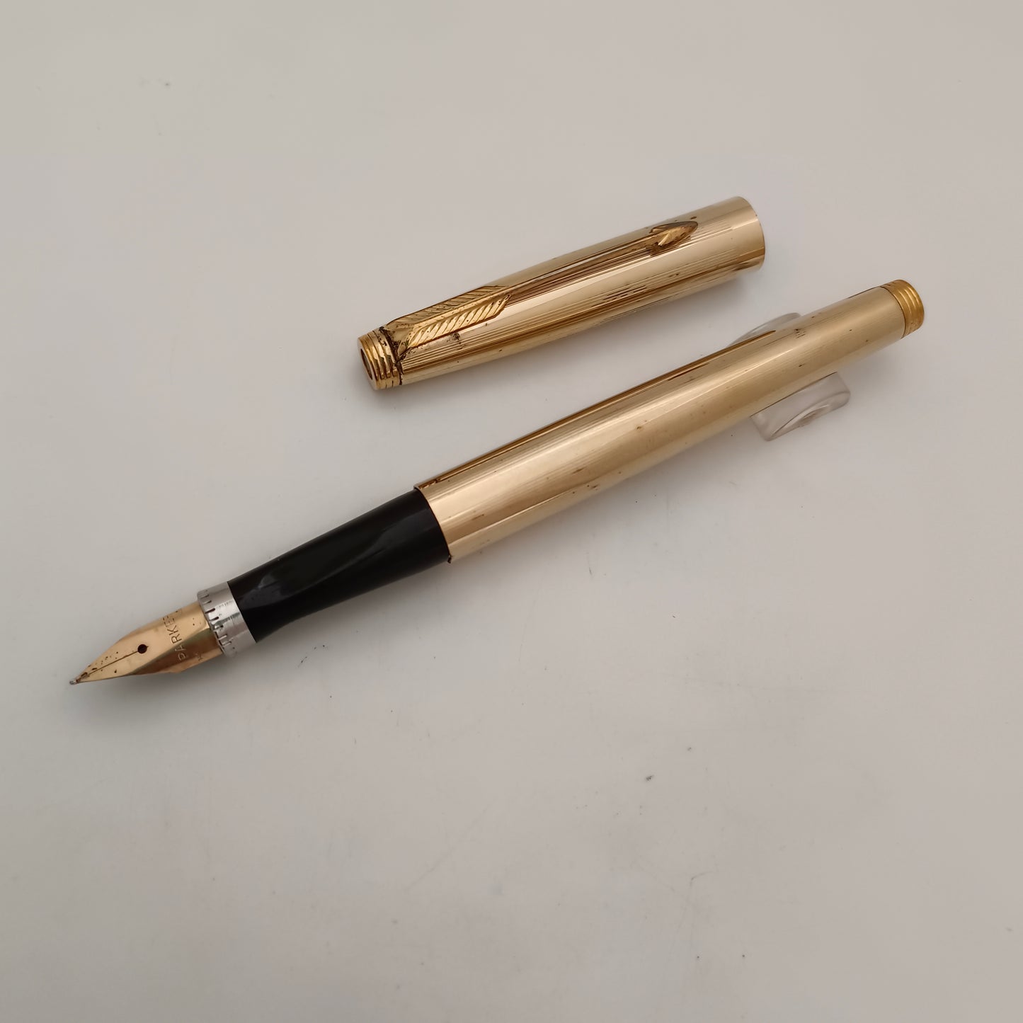 Parker 75 Gold Plated lines Pattern Fountain Pen