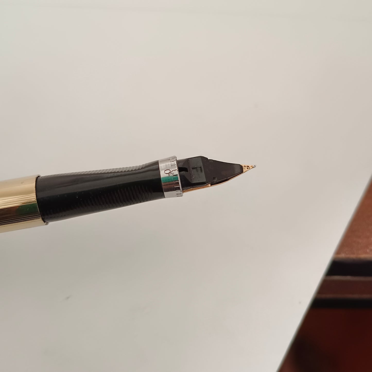 Parker 75 Gold Plated lines Pattern Fountain Pen