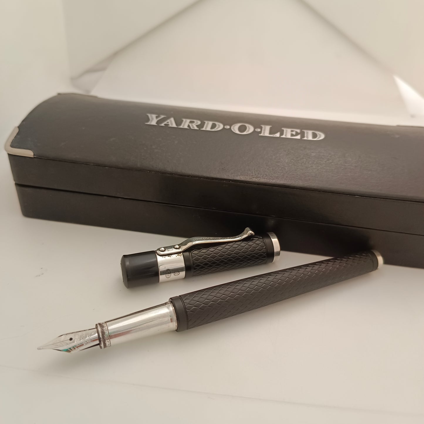 Yard-O-Led Retro Standard Fountain Pen