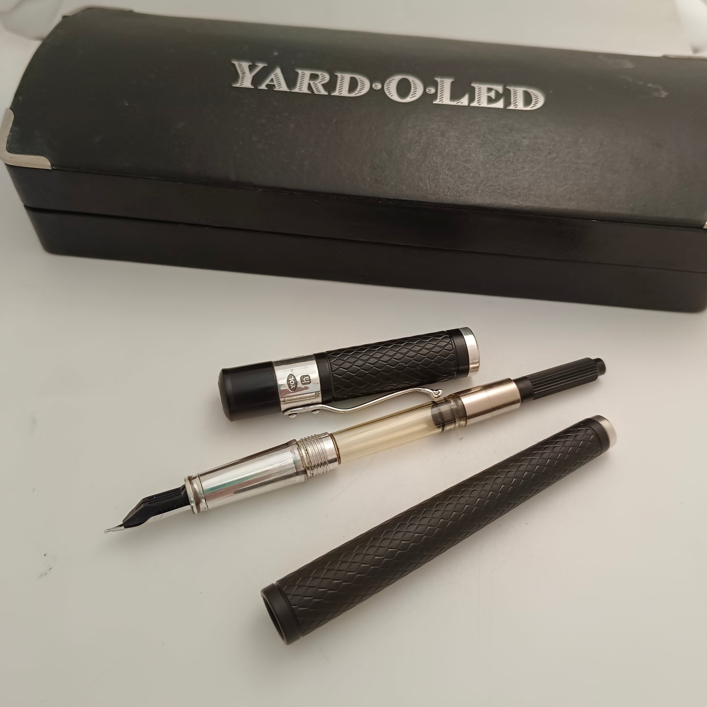 Yard-O-Led Retro Standard Fountain Pen